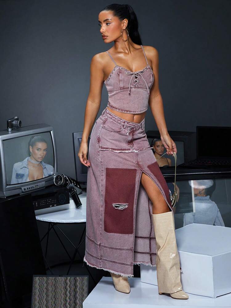 Sexy Women's Denim Crop Top With Tight Band Decor And Chest Wrap Design, For Summer And Spring Festival Outfits