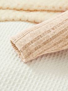 SHEIN Baby Girl Casual Knitted Two-Piece Turtleneck Top And Pants Suit - Khaki - View 3