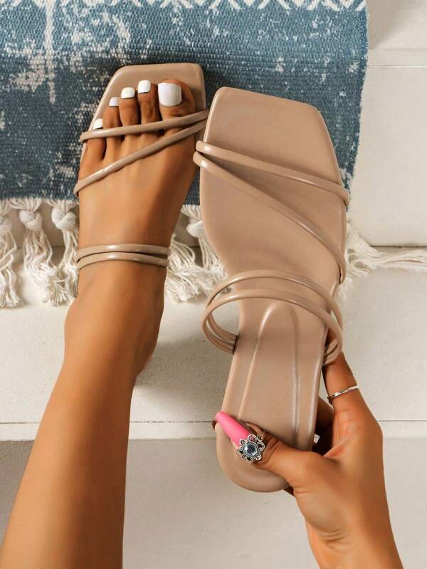 Pantofole Estive Eleganti E Confortevoli Per Donne Con Cinturini, Sandali Piatti Popolari Per Lo Stile Di Vacanza