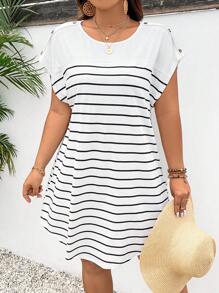SHEIN Frenchy Váy tay cánh dơi kẻ sọc chữ A cài nút cỡ lớn dành cho nữ - Đen và trắng - Xem 6