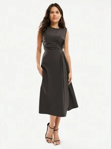 Chiquease Sleeveless Pleated Dress - Brown - View 5