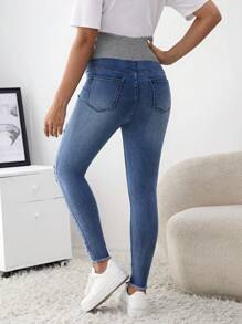 SHEIN Maternity Elastic Hole Jeans With Adjustable Waist And Tight Fit - Multicolor - View 2