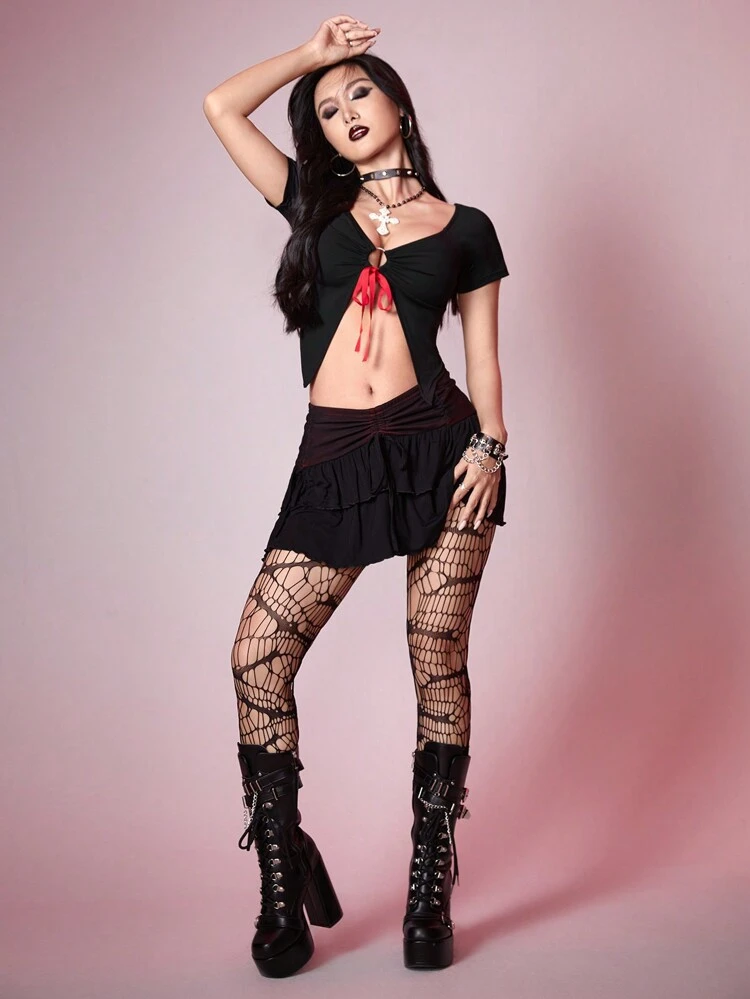 Punk Style Sexy Minimalist Sexy V-Neck T-Shirt With Metallic Ring Decor For Women