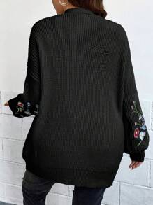SHEIN LUNE Plus Size Floral Embroidery Drop Shoulder Cardigan, For Winter