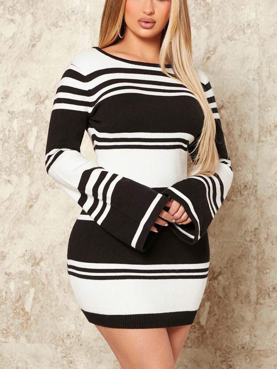 SHEIN SXY 性感連身裙新年女裝醜陋的毛衣情人節性格服裝俱樂部拼接相撞露背女迷你毛衣連身裙 - 黑與白 - 查看 1