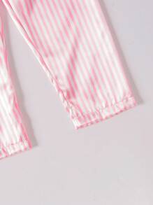 SHEIN Young Girl Comfortable Pink Striped Short Sleeve Shirt And Pants Set For Leisure