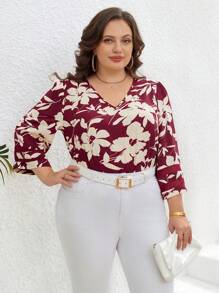 SHEIN Clasi Kích thước lớn In hoa Cổ chữ V Áo sơ mi - Màu Đỏ Sâu - Xem 1