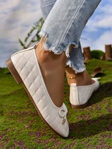 Plus Size Women's Slip-On Flat Shoes, Spring And Autumn Season, Casual And Versatile To Wear Outdoors - Beige - View 2