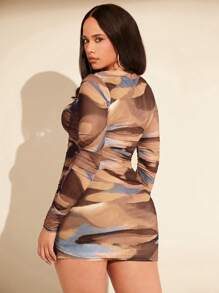 SHEIN BAE 大碼雲石印花褶皺長袖緊身連衣裙 - 彩色 - 查看 4