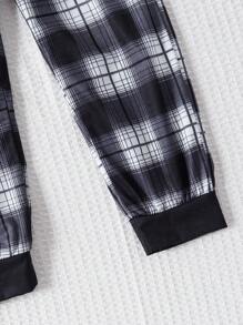 SHEIN Young Boys Casual Stylish Fist Printed Long Sleeve Hoodie And Pants Set - Black and White - View 7