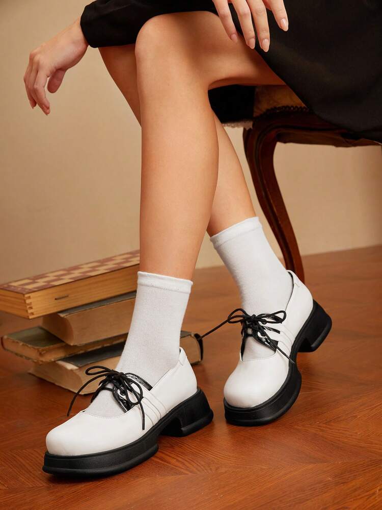 Women's Lace Up Slip-on Shoes