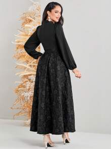 Modelyn Đầm dạ hội dài tay cổ cao Jacquard quấn - màu đen - Xem 2