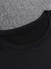 Manfinity Homme Men Plus Astronaut Printed Short Sleeve T-Shirt And Pants Set - Black - View 4