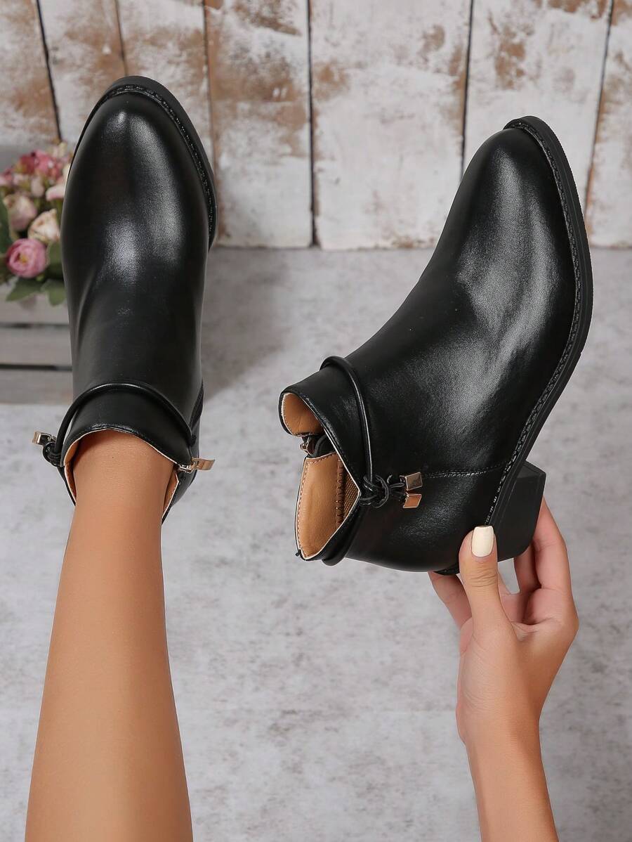 Teenagers' Fashionable Ankle Boots - Black - View 1
