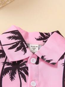 SHEIN 3 Stücke/set Kurzarm Hemd Für Jungen Mit Kokospalmen-muster, Locker Sitzendes T-shirt Und Shorts, Geeignet Für Freizeit- Und Urlaubsstil
