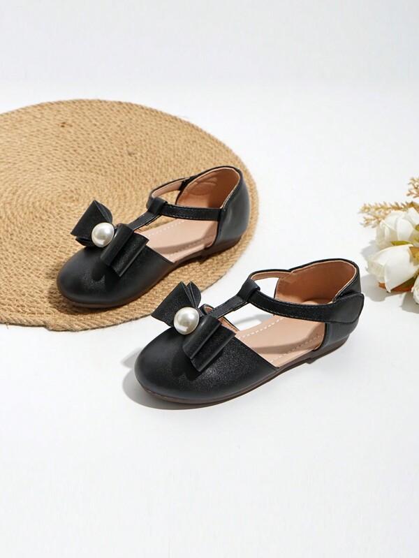 حذاء مسطح أسود للأطفال بتفاصيل لؤلؤ وعقدة