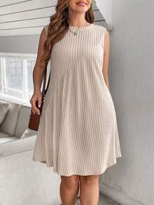 SHEIN LUNE Kích thước lớn Màu thuần Đồ đan Ribbed Vòng cổ Đầm Áo len - Màu be - Xem 2