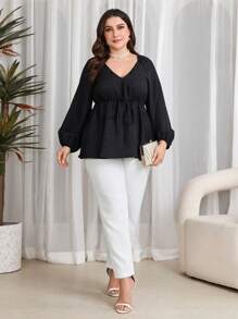 Mulvari 大尺碼女士荷葉邊腰部收緊設計襯衫 - 黑色 - 查看 6
