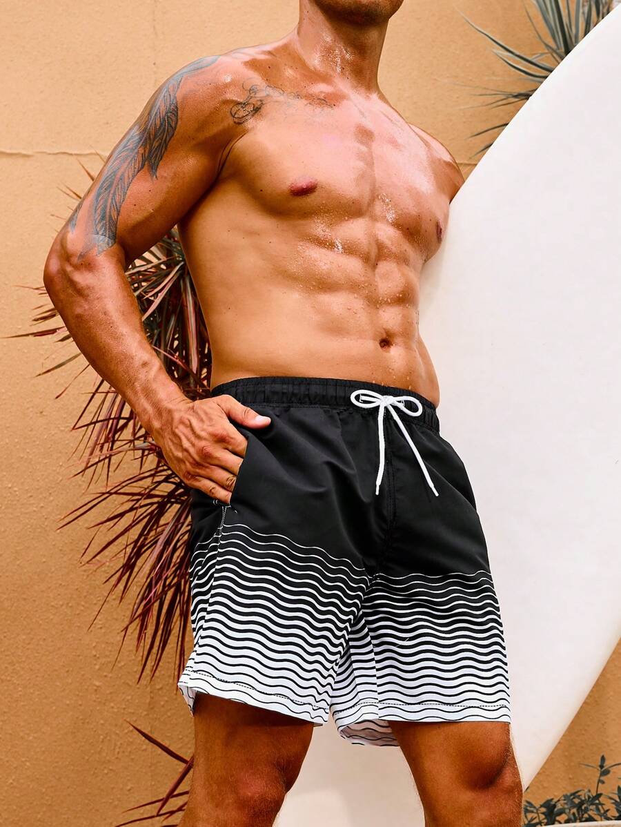 Manfinity Swimmode Nam Quần short đi biển Với Dợn sóng Sọc In Và Nghiêng Túi - màu đen - Xem 1