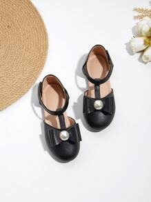 حذاء مسطح أسود للأطفال بتفاصيل لؤلؤ وعقدة