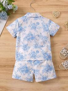 SHEIN 幼兒女孩藍色花卉短袖襯衫、吊帶上衣和短褲 3 件/套 - 藍白色 - 查看 2