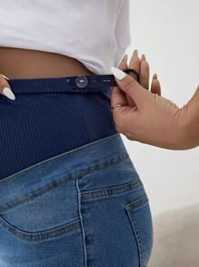SHEIN 孕婦休閒修身牛仔褲 - 淺色水洗藍 - 查看 5