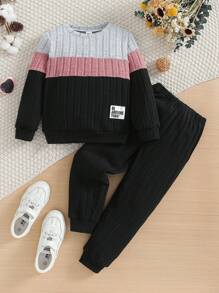 SHEIN 新款幼兒女童拼布圓領長袖毛衣和黑色彈性腰帶長褲套裝 - 彩色 - 查看 1