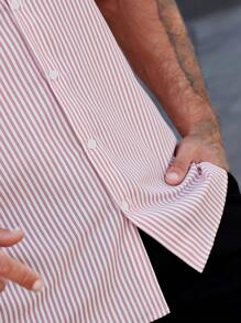 Manfinity Homme Camisa De Manga Corta A Rayas Para Hombre - Rosa - Ver 4