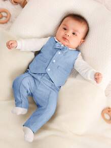 SHEIN 新生兒男寶寶輕盈三件套，包括蝴蝶結連體衣、背心和褲子