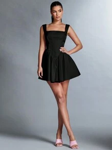 SHEIN BAE Bez pleców Sukienki Z Muszka I Rozkloszowany dół