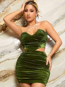 SHEIN SXY 女用天鵝絨交叉水鑽鏈條上衣百褶裙兩件套 - 綠色 - 查看 5