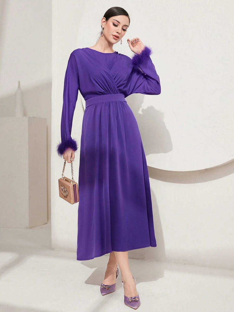 Modelyn Women'S Round Neck Plush Trim Patchwork Folded Dress