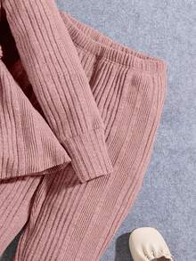 SHEIN Tween 女孩基本款連帽長袖 T 恤和喇叭褲,2 件/套 - 粉色 - 查看 4