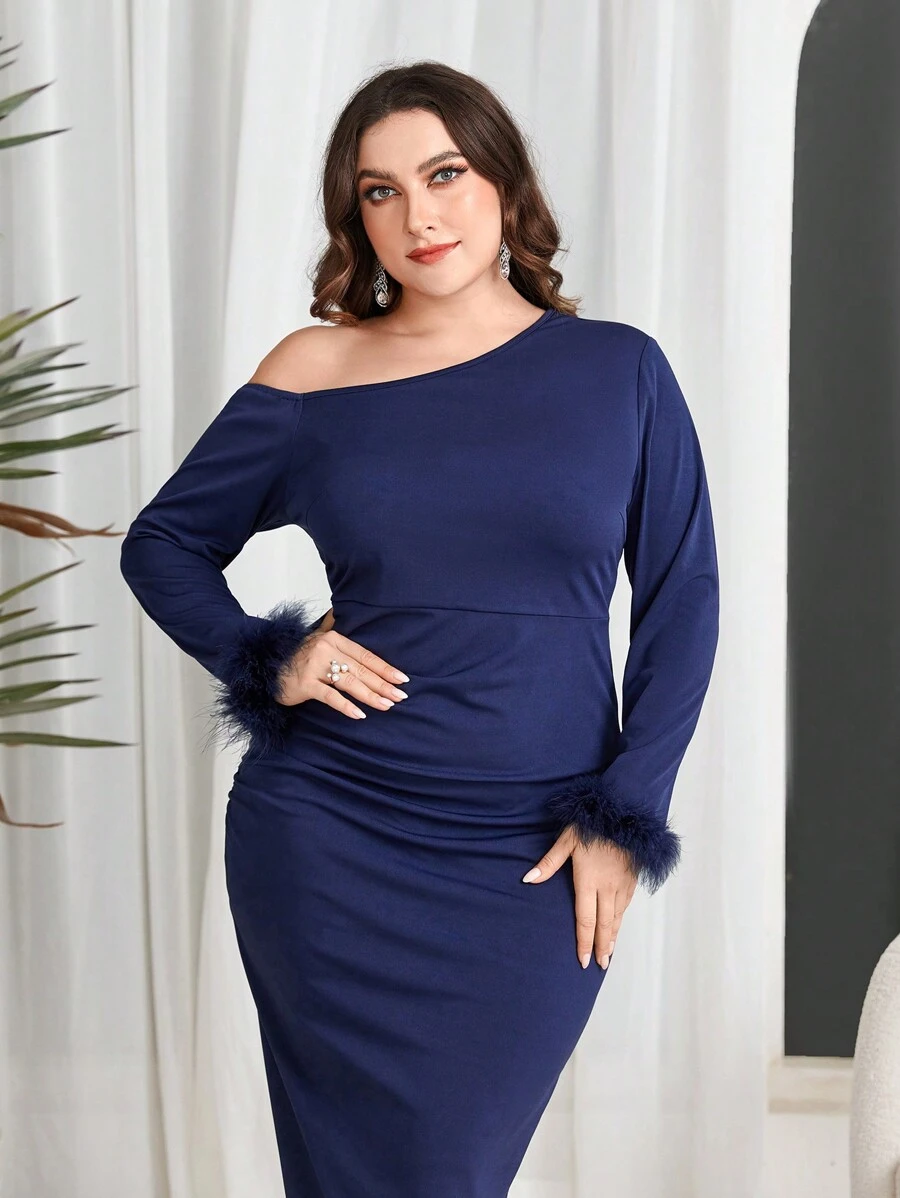Modelyn Plus Size Women's Oblique Shoulder Sleeve Cuff Spliced Furry Dress Long Evening Dresses - Navy Blue - View 1