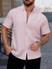 Manfinity Homme Camisa De Manga Corta A Rayas Para Hombre - Rosa - Ver 1