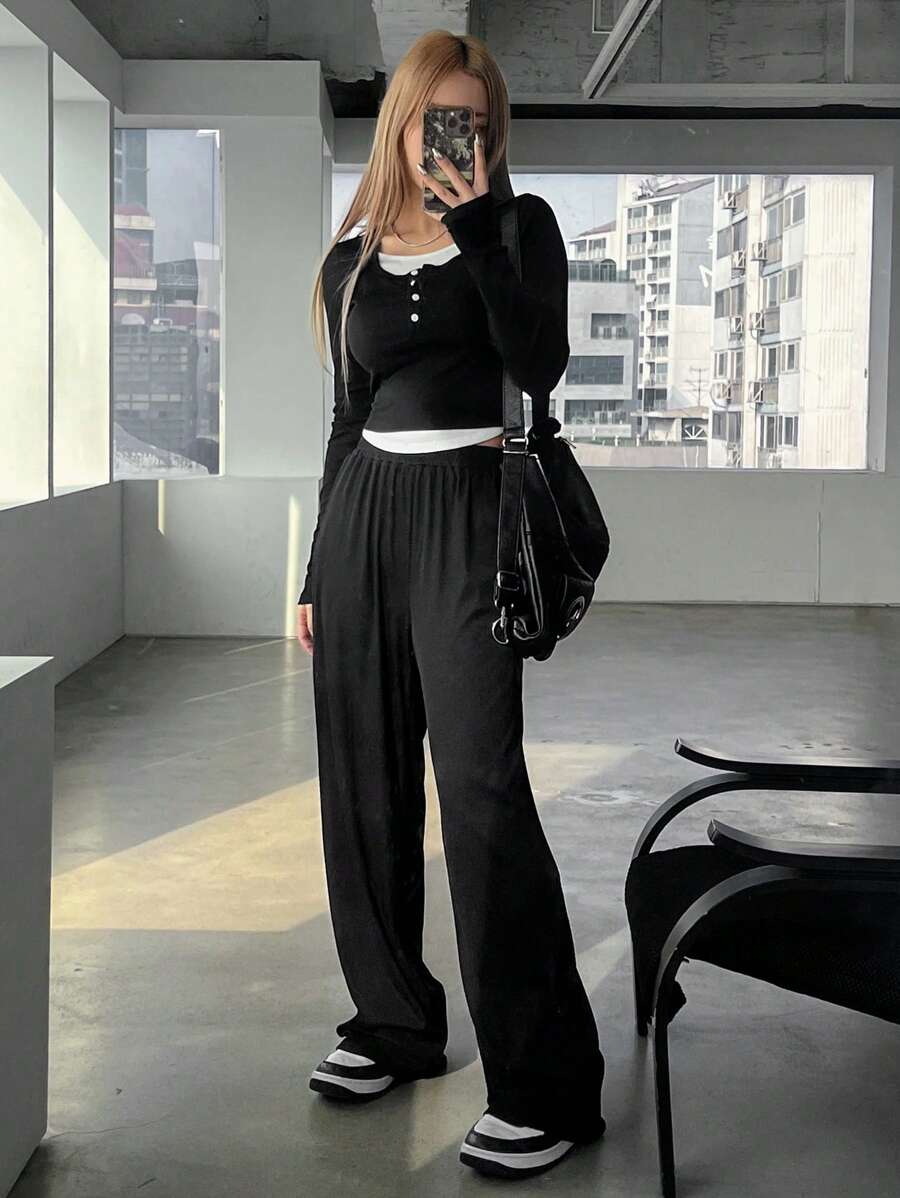 DAZY 2pcs/Set Color Block Tight-Fitting T-Shirt And Loose Long Pants Set - Black and White - View 1