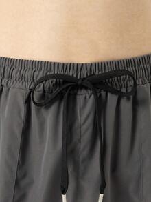 Manfinity Hypemode Men's Slogan Printed Drawstring Waist Cargo Pants - Dark Grey - View 6