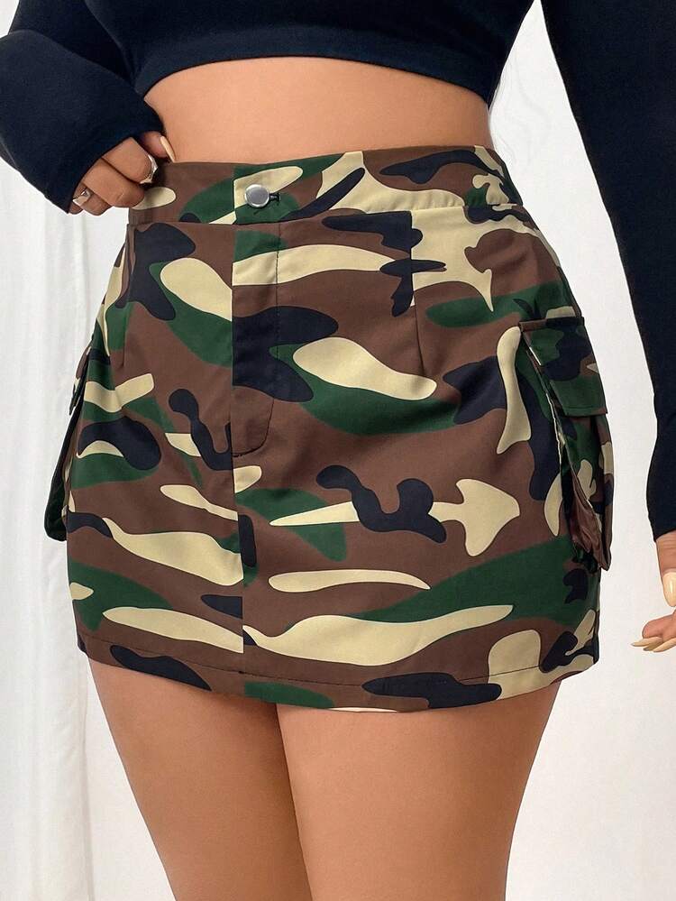 Plus Size Women's Camouflage High Waist Utility Mini Skirt With Pockets
