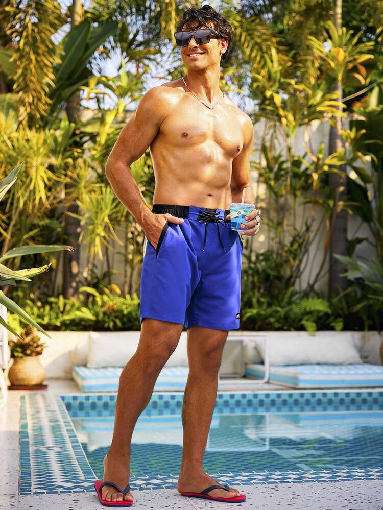 Men's Drawstring Waist Beach Shorts With Eyelet Pattern & Letter Patch