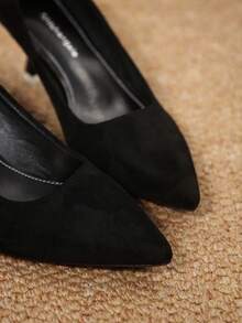 春秋新款韩版简约黑色天鹅绒高跟鞋尖头细跟优雅低跟 - 黑色 - 查看 3