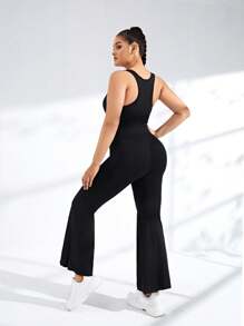 SHEIN Sports Mono De Deporte Sin Costuras Para Mujeres De Talla Grande Con Campana, Moldeador