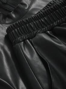 DAZY 女式立领短袖上衣和 PU 短裤两件套，短款女士套装