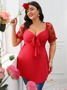 SHEIN Unity Top Con Lazo En La Parte Delantera Y Manga Raglán Con Dobladillo Fruncido Y Aplicación De Malla Love Heart De Talla Grande - Rojo - Ver 3