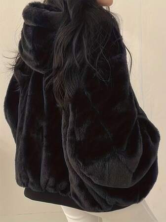 女式超大号连帽外套，仿毛领，修身廓形，双面口袋，可双面穿，休闲街头风格，秋冬短款夹克