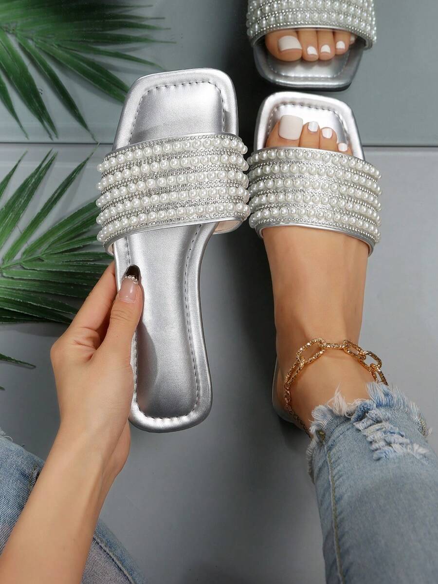 女式串珠带平底凉鞋，2023 年夏季新款韩国时尚沙滩拖鞋 - 銀色 - 查看 1