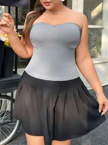 SHEIN MOD Plus Size Solid Color Tube Top With Floral Decor