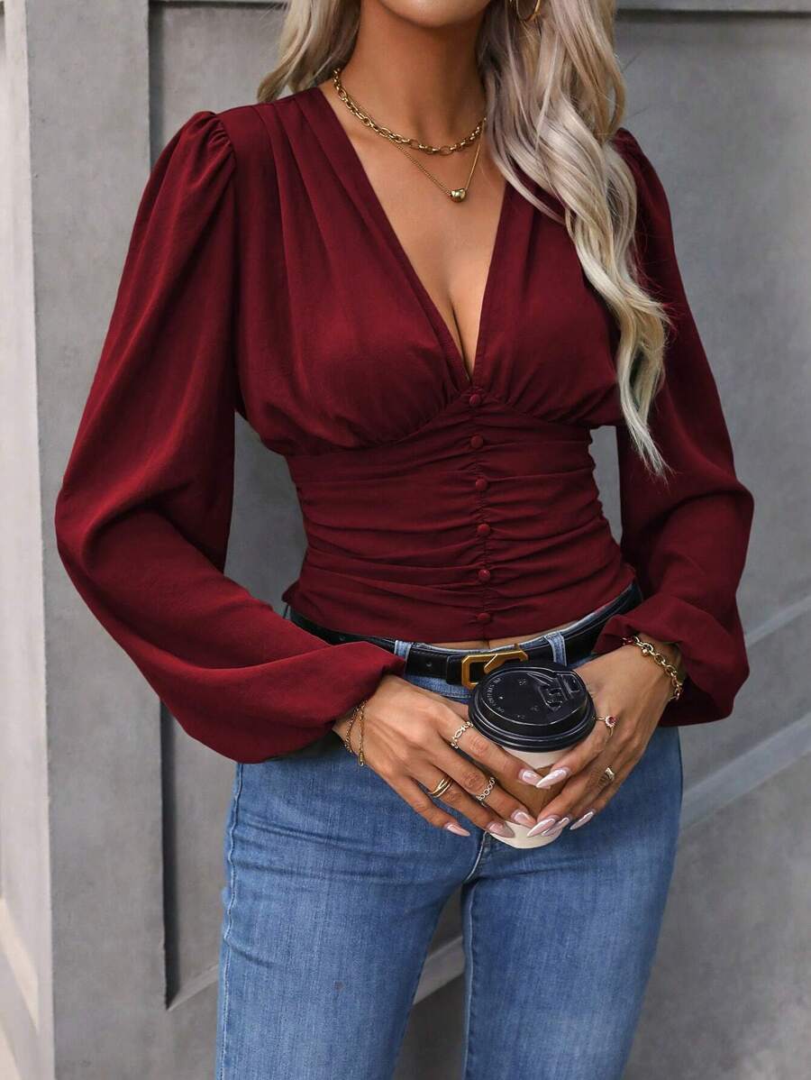 SHEIN Clasi 纯色褶皱深 V 领衬衫、长袖上衣 - 酒紅色 - 查看 1