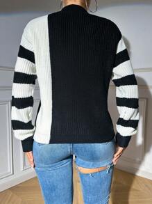 Zolique Vertical Stripe V-Neck Sweater - Black and White - View 2