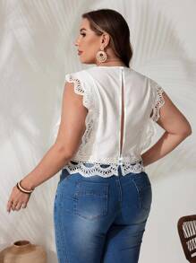 SHEIN VCAY بلوزة صيفية بدون أكمام وبحزوز دانتيل واسعة المقاس - أبيض - مشاهدة 2