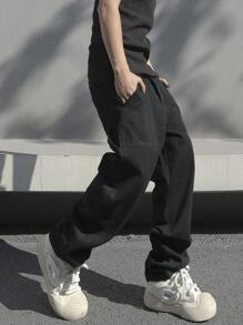 Manfinity EMRG 男士純色斜口口袋牛仔褲 - 黑色 - 查看 5